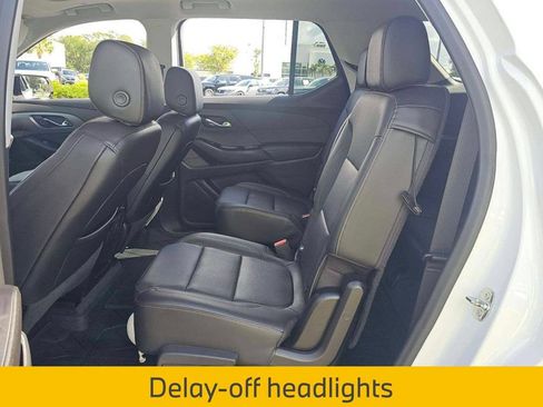 Used 2020 Chevrolet Traverse Premier w/ Redline Edition AWD/4WD image 9