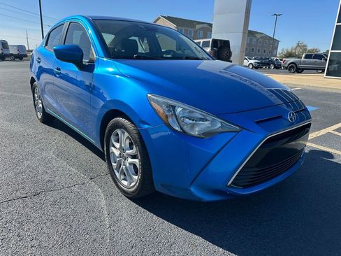 Used 2016 Scion iA image 2
