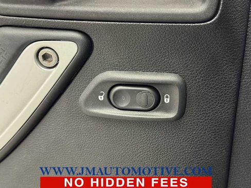 Used 2015 Jeep Wrangler Sahara w/ Dual Top Group image 32