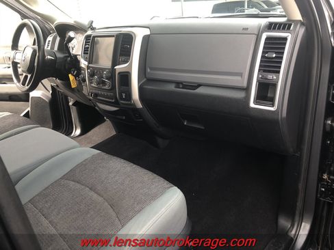 Used 2014 RAM 2500 SLT w/ Luxury Group image 22