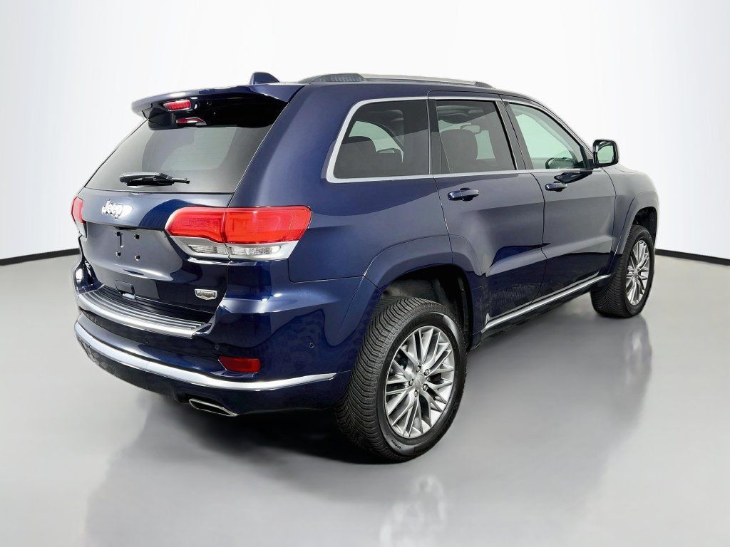 Used 2017 Jeep Grand Cherokee Summit w/ Platinum Series Group AWD/4WD image 7