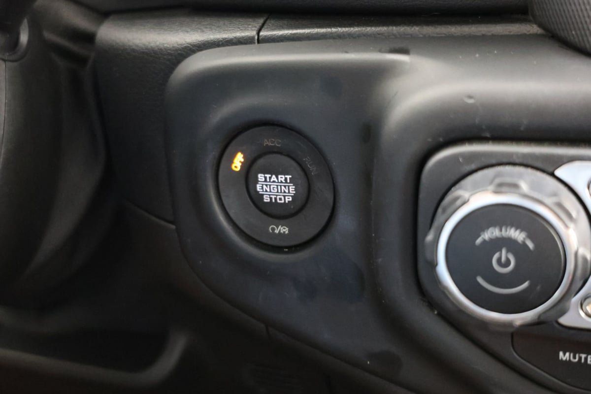 Used 2021 Jeep Gladiator Overland AWD/4WD image 20