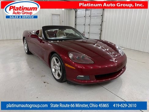 Used 2007 Chevrolet Corvette Convertible w/ Preferred Equipment Group RWD image 59