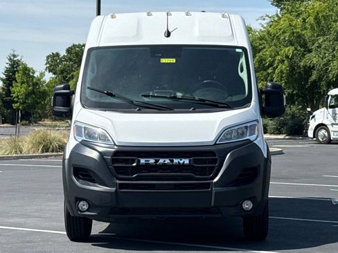 Used 2024 RAM ProMaster 2500 w/ Convenience Group FWD image 6