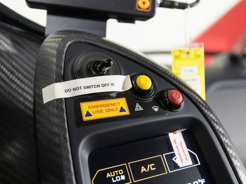 Used 2015 McLaren P1 image 23