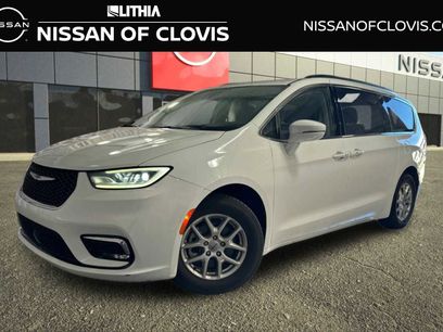 Used 2022 Chrysler Pacifica Touring-L