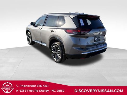 New 2026 Nissan Rogue Platinum w/ Tech Package AWD/4WD image 8