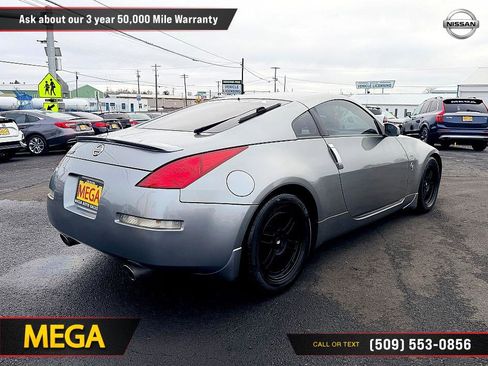 Used 2004 Nissan 350Z Touring w/ Aerodynamics Pkg image 12