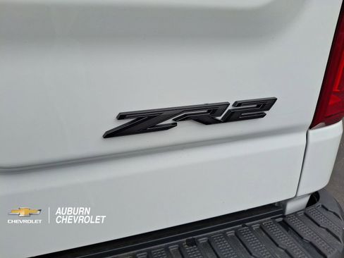 New 2026 Chevrolet Silverado 1500 ZR2 w/ LPO, Dark Essentials Package AWD/4WD image 28