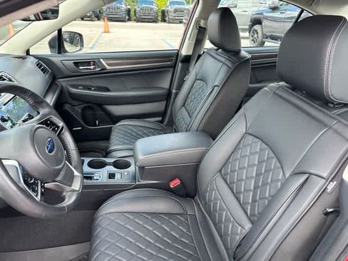 Used 2018 Subaru Legacy 2.5i Limited AWD/4WD image 3