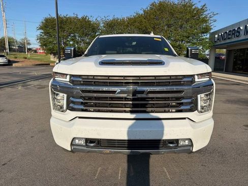 Used 2023 Chevrolet Silverado 2500 High Country image 9