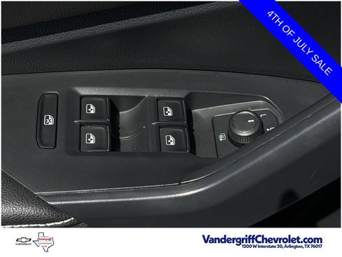 Used 2024 Volkswagen Jetta SE FWD image 8