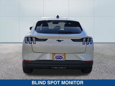 Certified 2025 Ford Mustang Mach-E Premium image 4