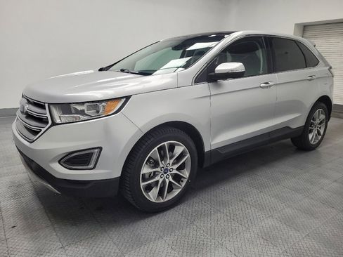 Used 2017 Ford Edge Titanium w/ Equipment Group 301A FWD image 2