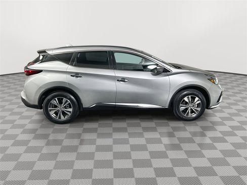 Used 2023 Nissan Murano SV image 9