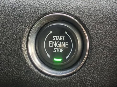 Used 2024 GMC Acadia Elevation image 37