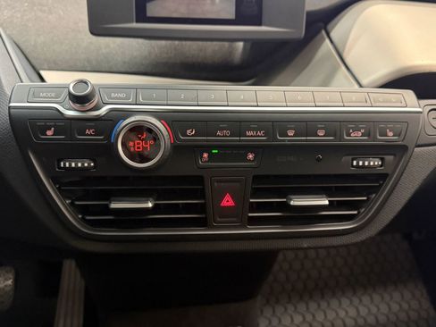 Used 2018 BMW i3 image 29