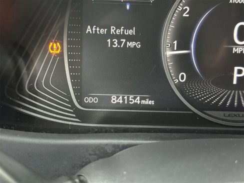 Used 2019 Lexus UX 200 w/ Premium Package image 22