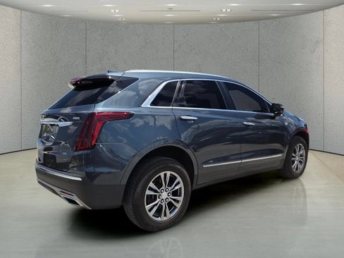 Used 2021 Cadillac XT5 Premium Luxury FWD image 4