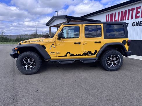 Used 2020 Jeep Wrangler Unlimited Rubicon AWD/4WD image 9