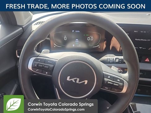 Used 2023 Kia Sportage LX image 11