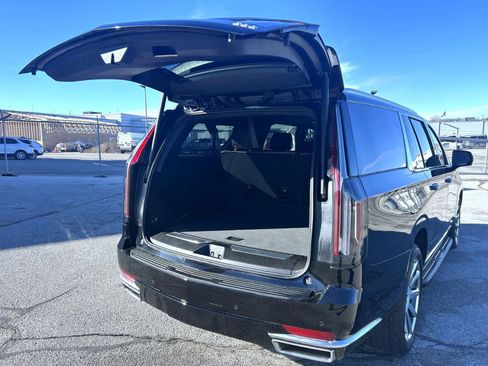 Certified 2023 Cadillac Escalade ESV Premium Luxury Platinum image 23