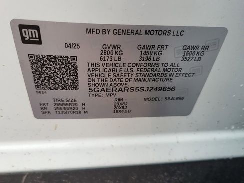 Certified 2025 Buick Enclave Preferred FWD image 34
