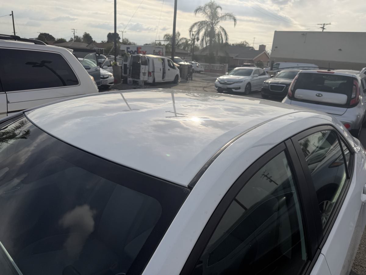 Used 2017 Toyota Corolla LE FWD image 13