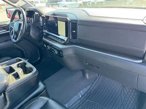Used 2022 Chevrolet Silverado 1500 LT image 5