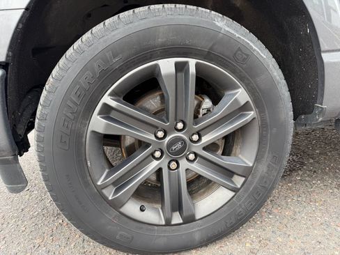 Used 2021 Ford F150 Lariat w/ Equipment Group 502A High AWD/4WD image 26