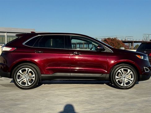 Used 2018 Ford Edge Titanium w/ Equipment Group 302A image 2