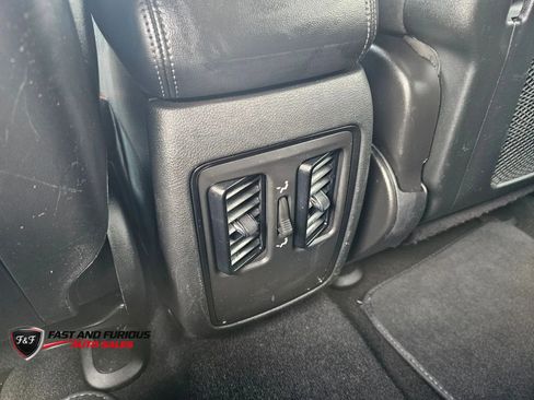 Used 2023 Dodge Durango SXT RWD image 29