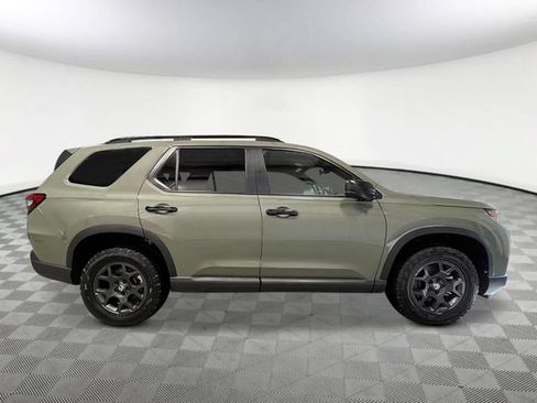 New 2026 Honda Pilot TrailSport image 7