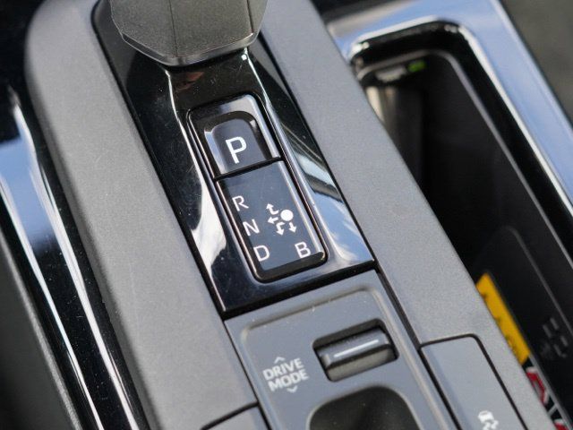 Certified 2024 Toyota Prius XLE FWD image 32