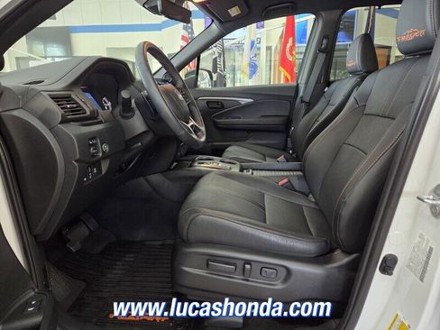 Used 2023 Honda Passport TrailSport image 7
