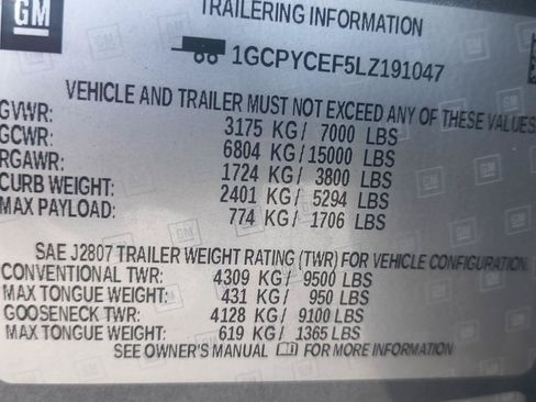 Used 2020 Chevrolet Silverado 1500 Custom Trail Boss w/ Custom Convenience Package AWD/4WD image 11