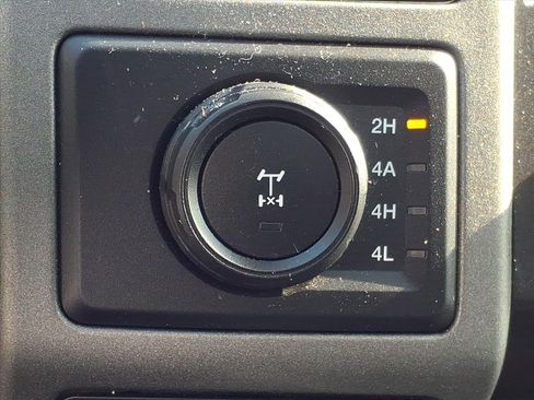 Used 2018 Ford F150 Raptor w/ Equipment Group 802A Luxury image 23