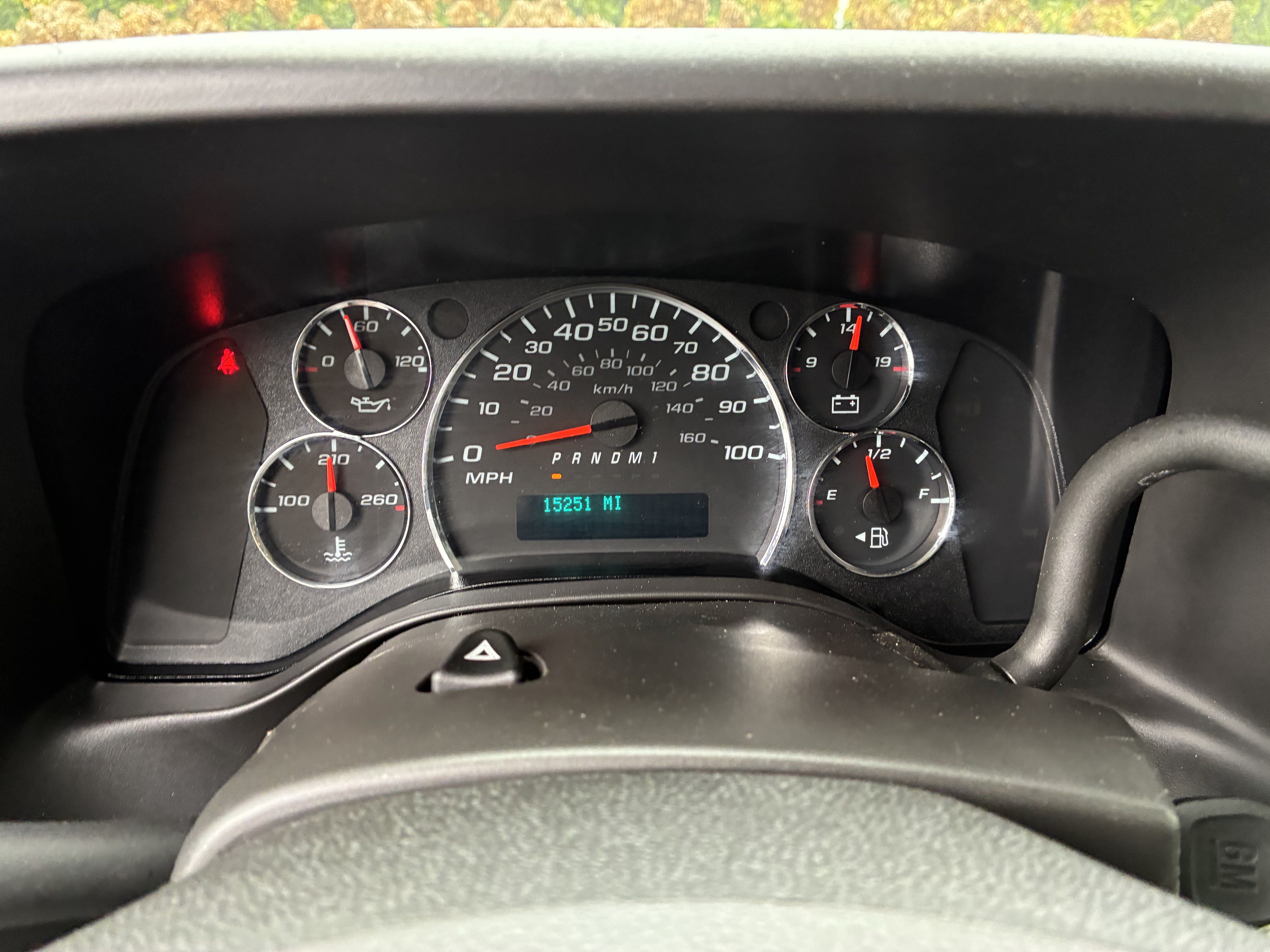 Used 2025 Chevrolet Express 2500 w/ Driver Convenience Package RWD image 29