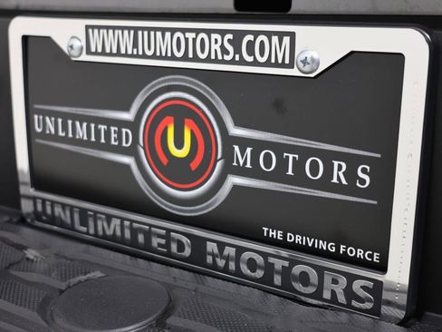 Used 2021 Toyota Tundra SR5 w/ Trail Edition image 16