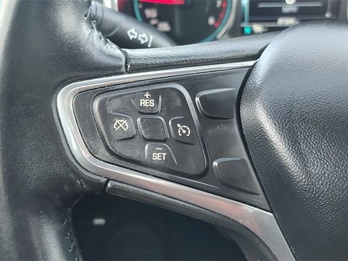 Used 2016 Chevrolet Malibu LT image 16