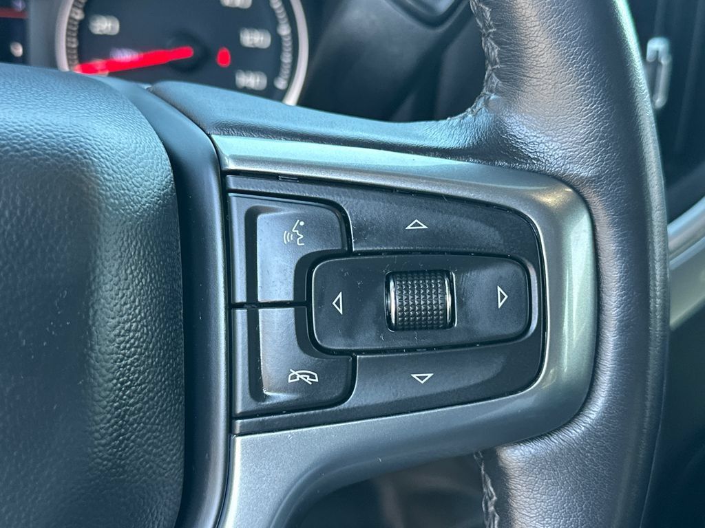 Used 2022 Chevrolet Silverado 1500 LT w/ Bed Protection Package AWD/4WD image 26
