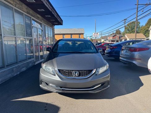 Used 2013 Honda Civic LX image 2