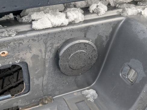 Used 2019 Chevrolet Colorado LT image 34