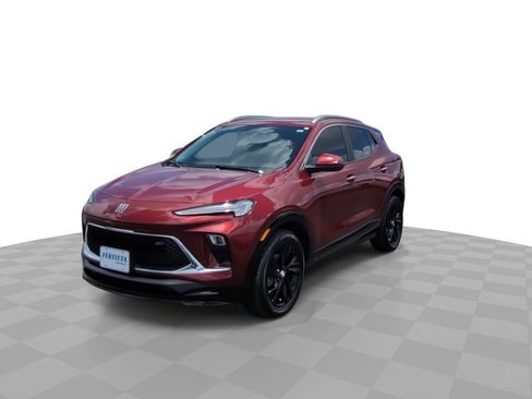 Certified 2024 Buick Encore GX Sport Touring FWD image 3