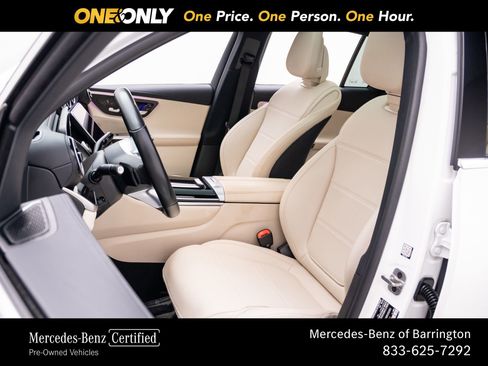 Used 2025 Mercedes-Benz GLC 300 4MATIC image 18
