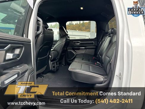 Used 2024 RAM 1500 Laramie image 12