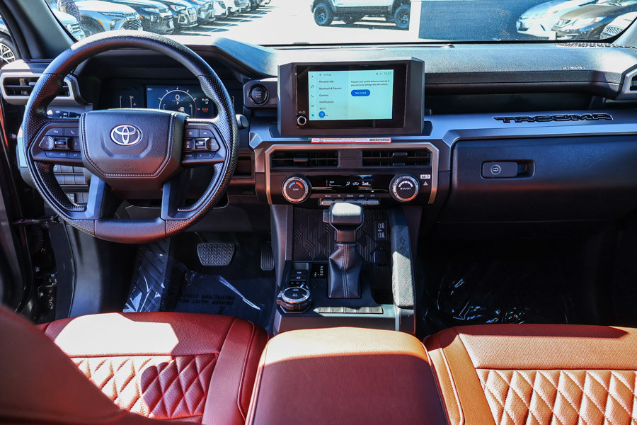 Used 2025 Toyota Tacoma SR5 AWD/4WD image 6