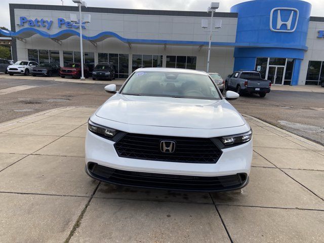 Used 2023 Honda Accord LX image 3