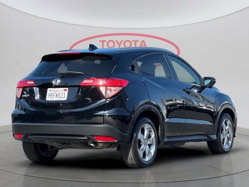 Used 2017 Honda HR-V EX-L image 3