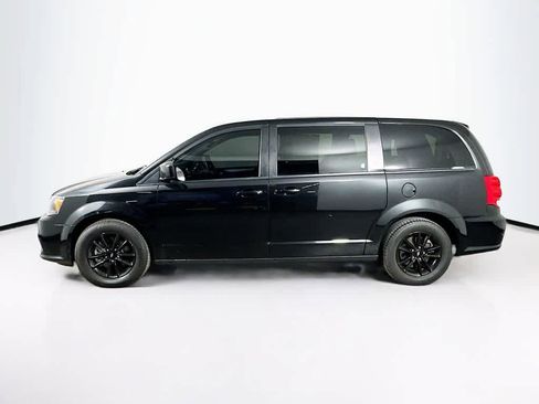 Used 2019 Dodge Grand Caravan GT FWD image 3
